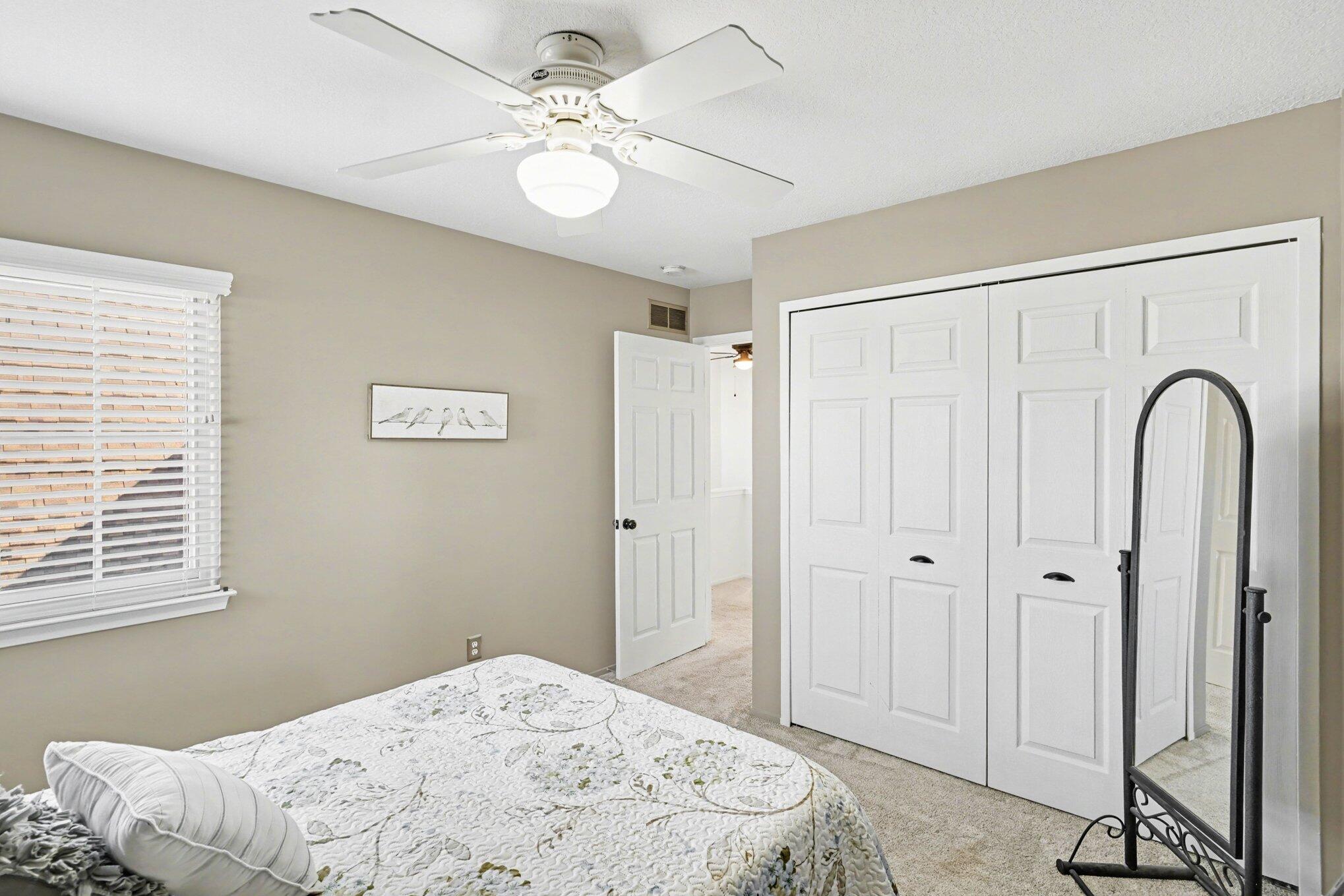 4404 Willow View Court Howell, MI 48843 - Photo 12 of 26 015_file_1211