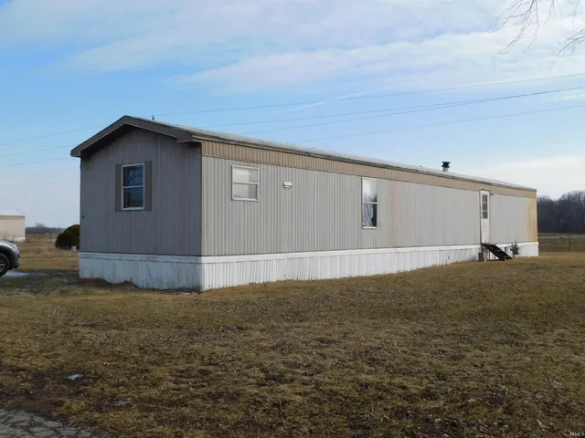 $499,000 | 4684 North St Road, Rochester, IN 46975