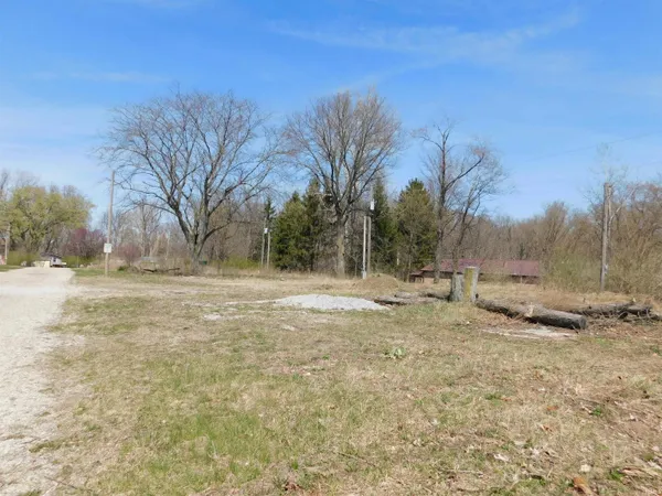 $412,500 | 4684 North St Road, Rochester, IN 46975