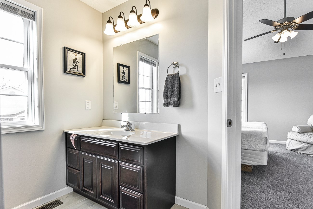 2595 South Flat Rock Road Bloomington, IN 47403 - Photo 17 of 29 Gallery Image 17