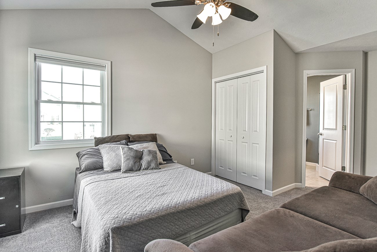 2595 South Flat Rock Road Bloomington, IN 47403 - Photo 23 of 29 Gallery Image 23