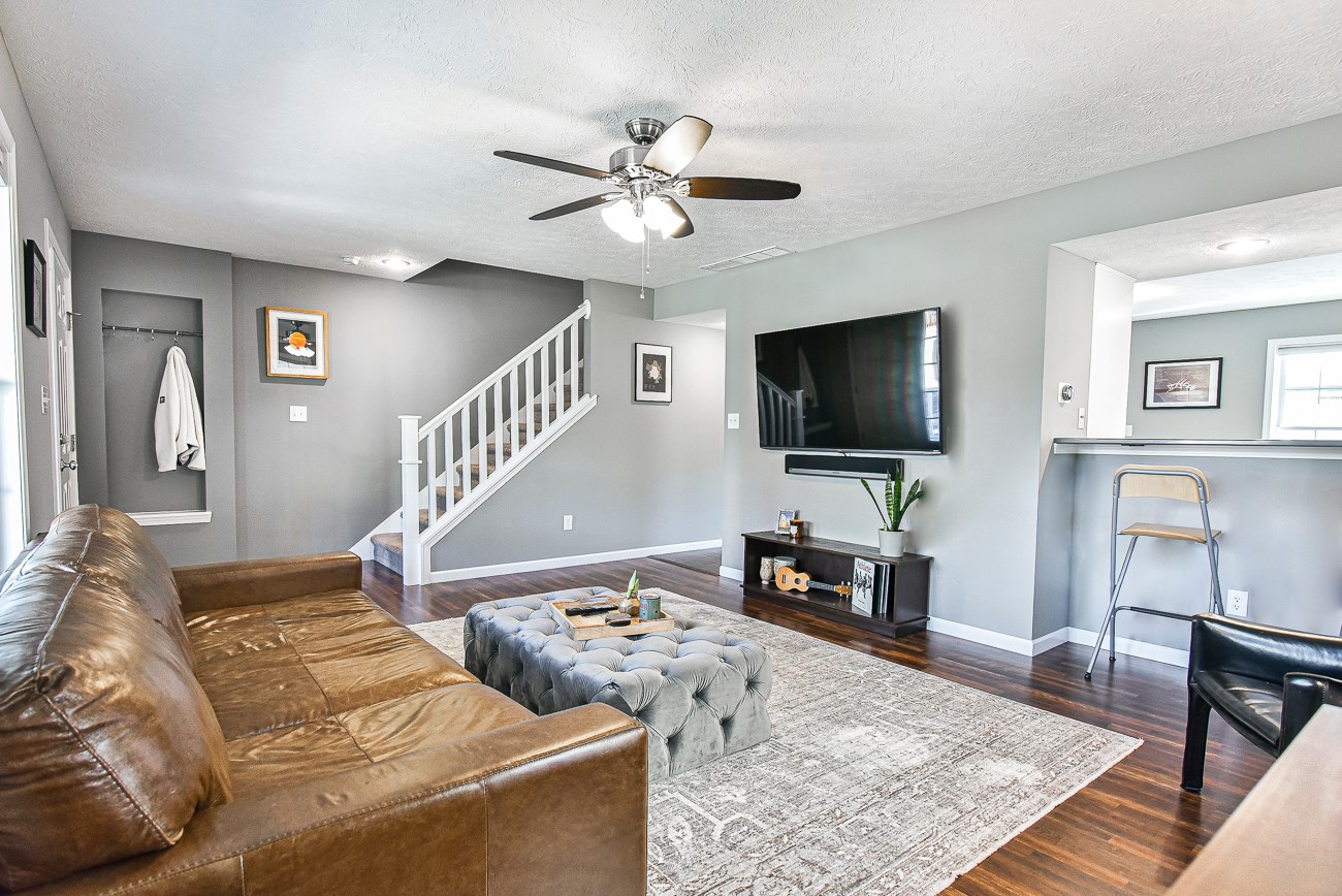 2595 South Flat Rock Road Bloomington, IN 47403 - Photo 9 of 29 Gallery Image 9