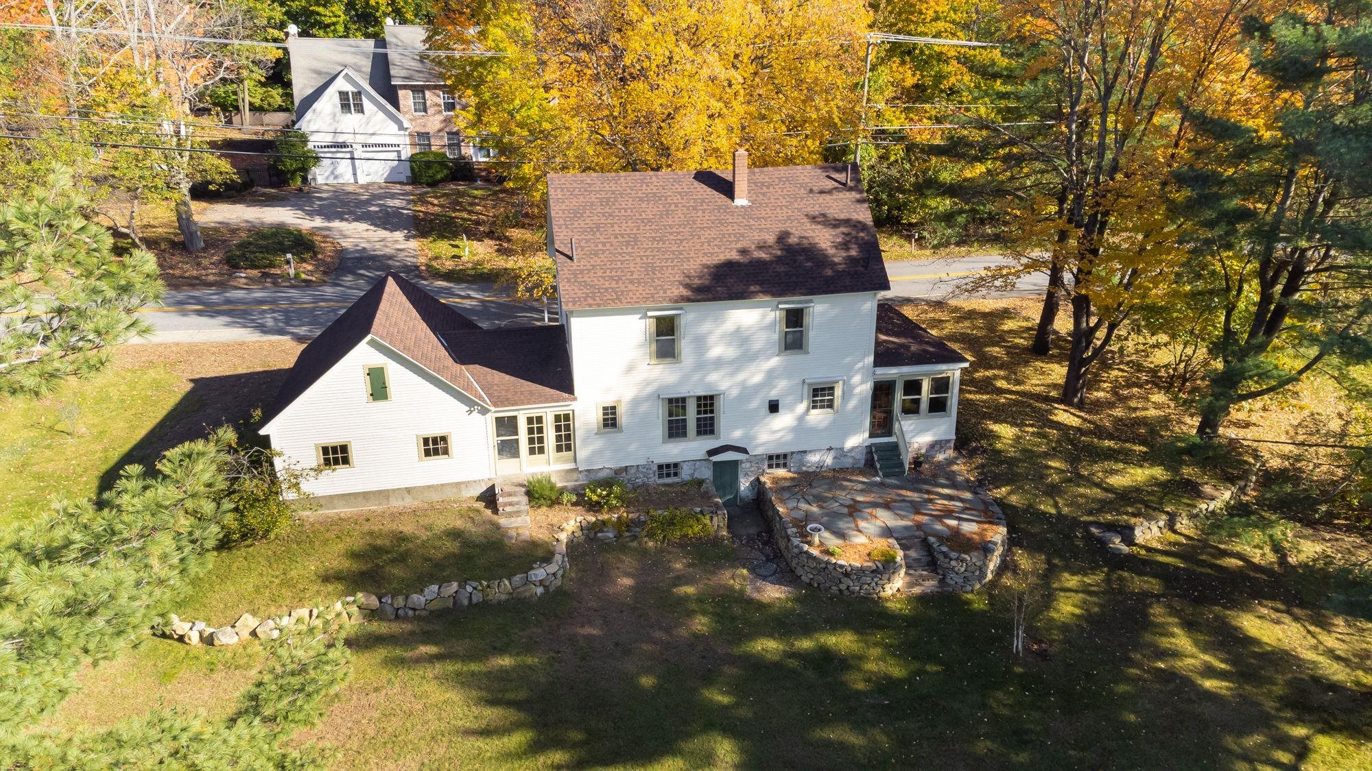 1164 River Road Manchester, NH 03104 - Photo 2 of 38 Gallery Image 2