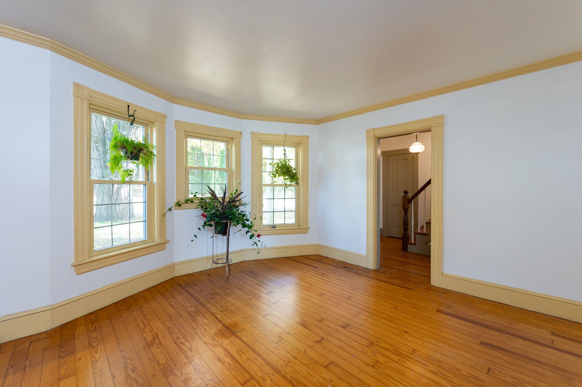 1164 River Road Manchester, NH 03104 - Photo 17 of 38 Gallery Image 17