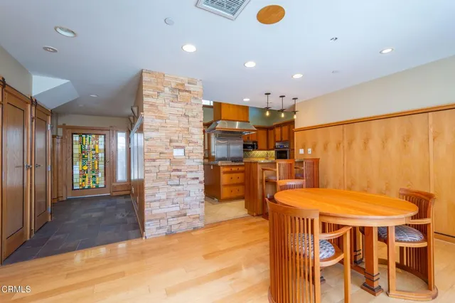 $1,695,000 | 251 Palomares Avenue, Ventura, CA 93003