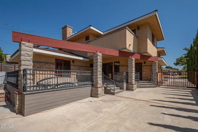 $1,695,000 | 251 Palomares Avenue, Ventura, CA 93003