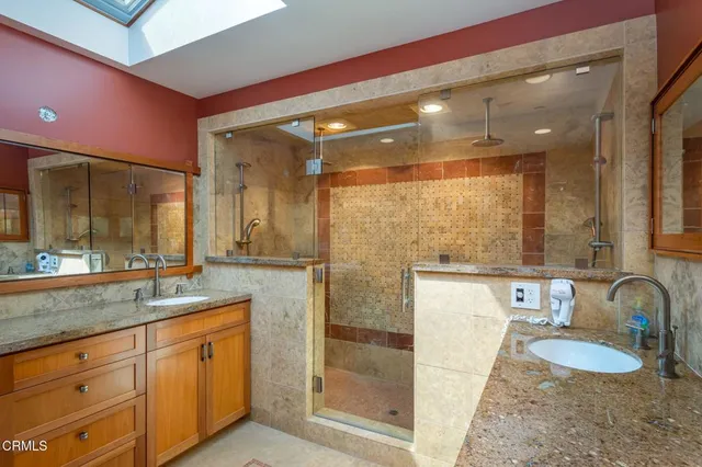 $1,695,000 | 251 Palomares Avenue, Ventura, CA 93003