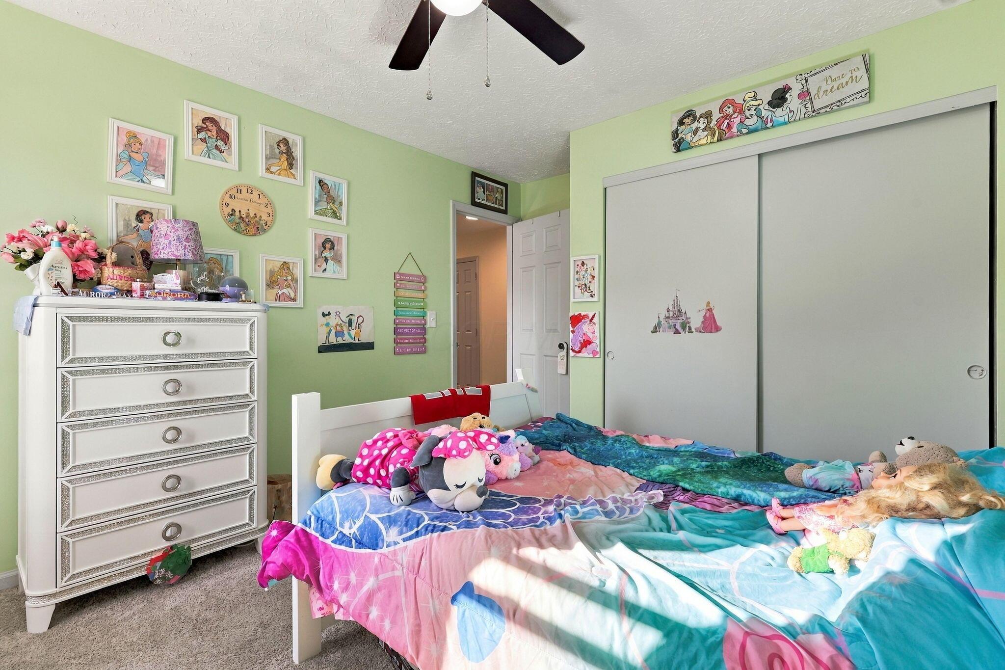 609 Grist Run Road Westerville, OH 43082 - Photo 27 of 39 3rd Bedroom