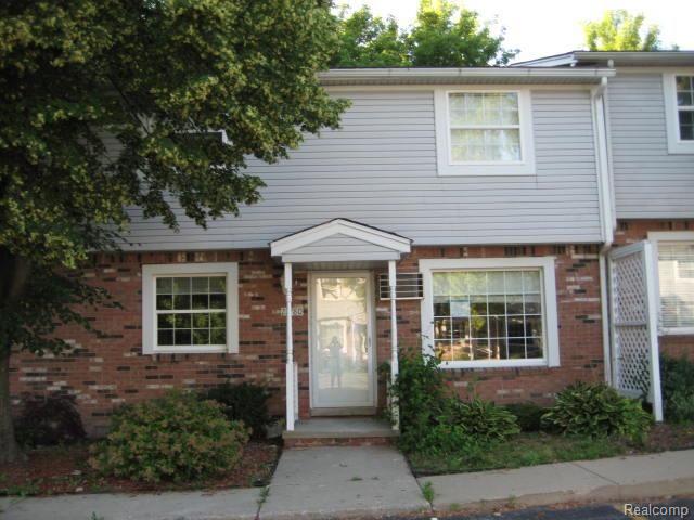 27780 Reo Road Grosse Ile, MI 48138 - Photo 1 of 5 FRONT OF CONDO