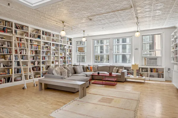 $4,250,000 | 143 West 27th Street, Unit PH | Chelsea