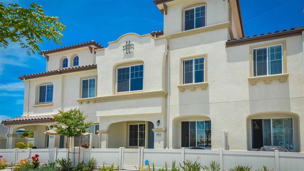 1405 Santa Victoria Road, Unit 3 Chula Vista, CA 91913 - Photo 1 of 25
