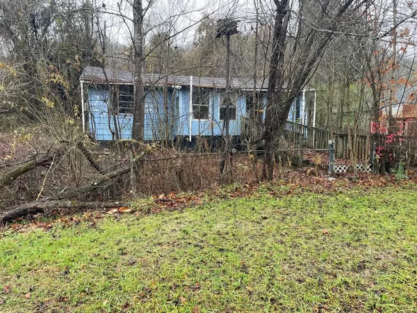 $8,900 | 101 Highway 474, Olive Hill, KY 41164