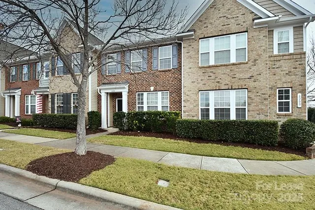 $2,550 | 8204 Viewpoint Lane, Cornelius, NC 28031