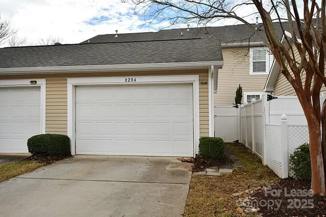 $2,550 | 8204 Viewpoint Lane, Cornelius, NC 28031