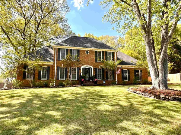 $599,900 | 2885 Foster Dale Cove, Germantown, TN 38138