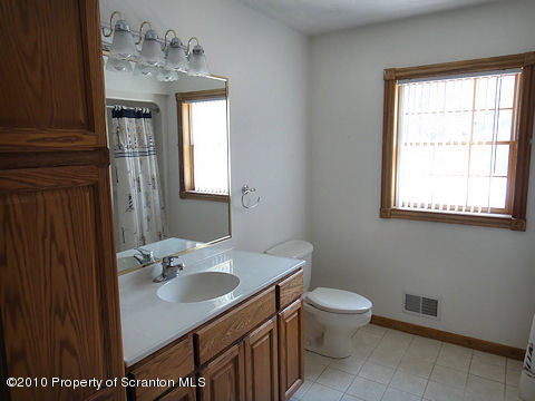 474 Willowbrook Road Clarks Summit, PA 18411 - Photo 19 of 36 Gallery Image 19