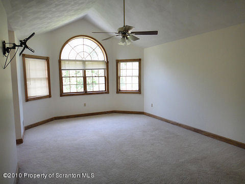 474 Willowbrook Road Clarks Summit, PA 18411 - Photo 20 of 36 Gallery Image 20