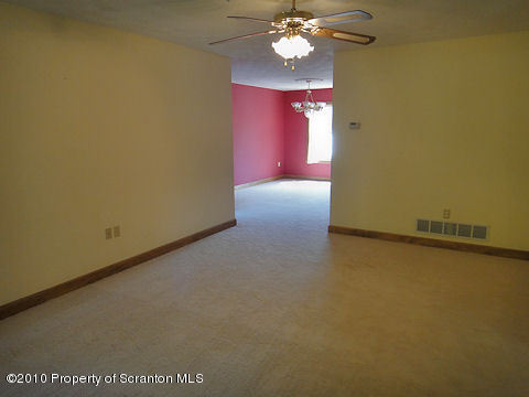 474 Willowbrook Road Clarks Summit, PA 18411 - Photo 7 of 36 Gallery Image 7