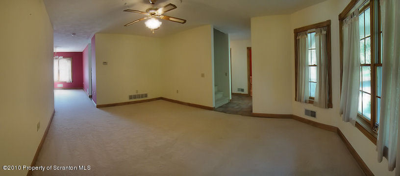 474 Willowbrook Road Clarks Summit, PA 18411 - Photo 8 of 36 Gallery Image 8