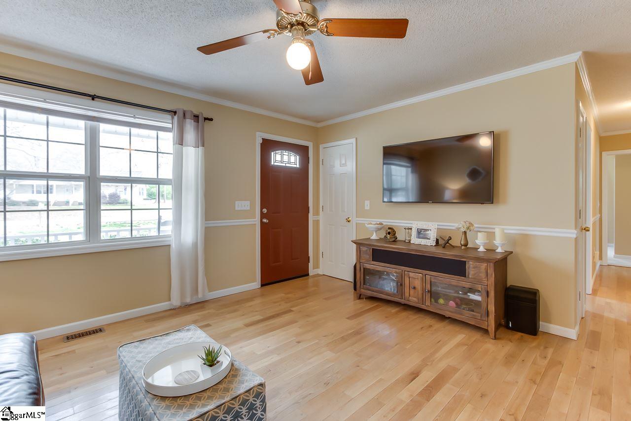406 Westover Road Anderson, SC 29626 - Photo 6 of 23 Gallery Image 6