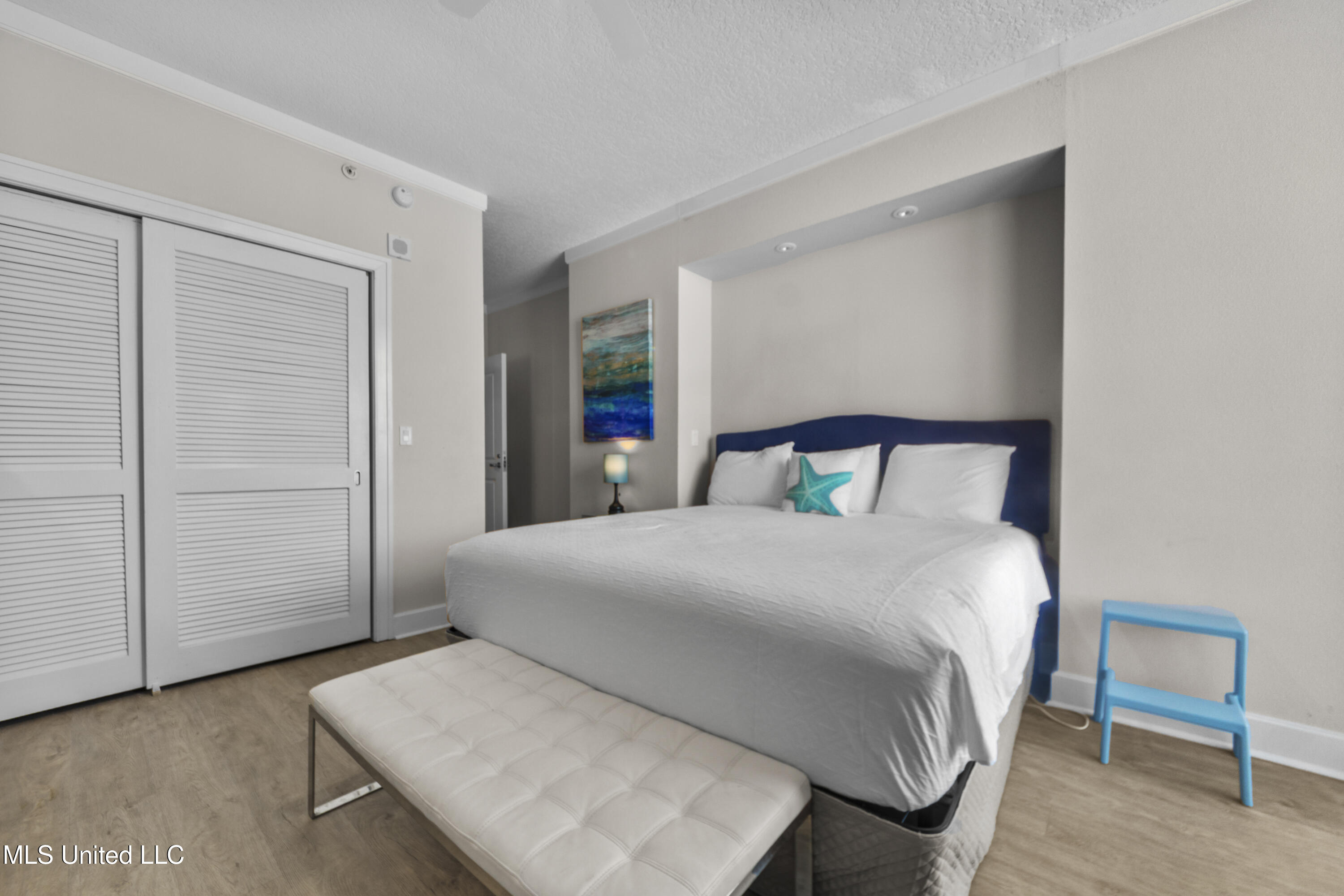 2060 Beach Boulevard, Unit 1206 Biloxi, MS 39531 - Photo 12 of 33 _MG_6240