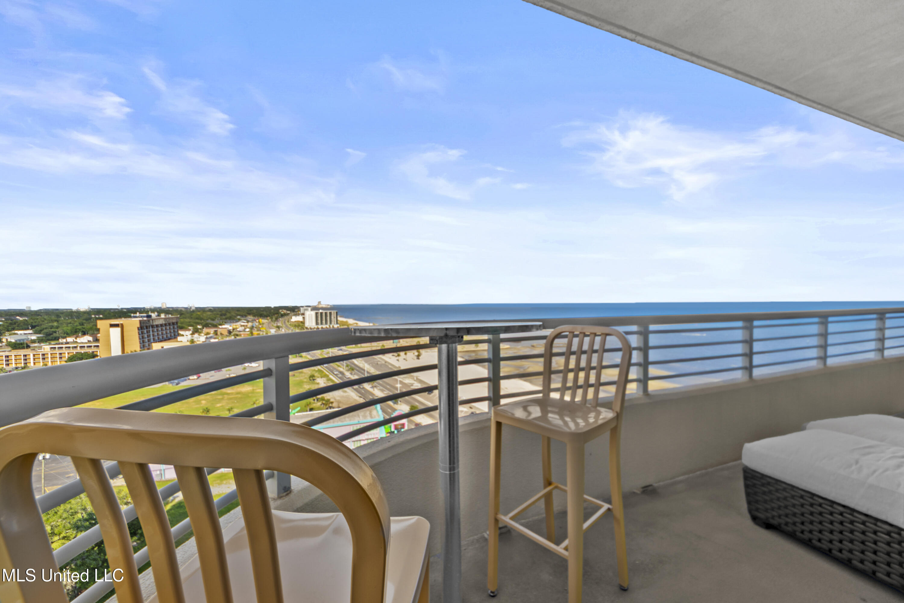 2060 Beach Boulevard, Unit 1206 Biloxi, MS 39531 - Photo 24 of 33 _MG_6282