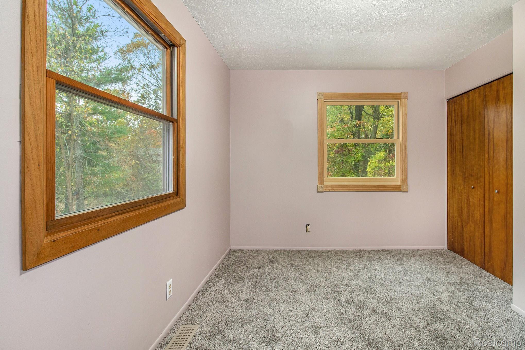 2309 Fisk Road Howell, MI 48843 - Photo 14 of 17 BR2.jpg