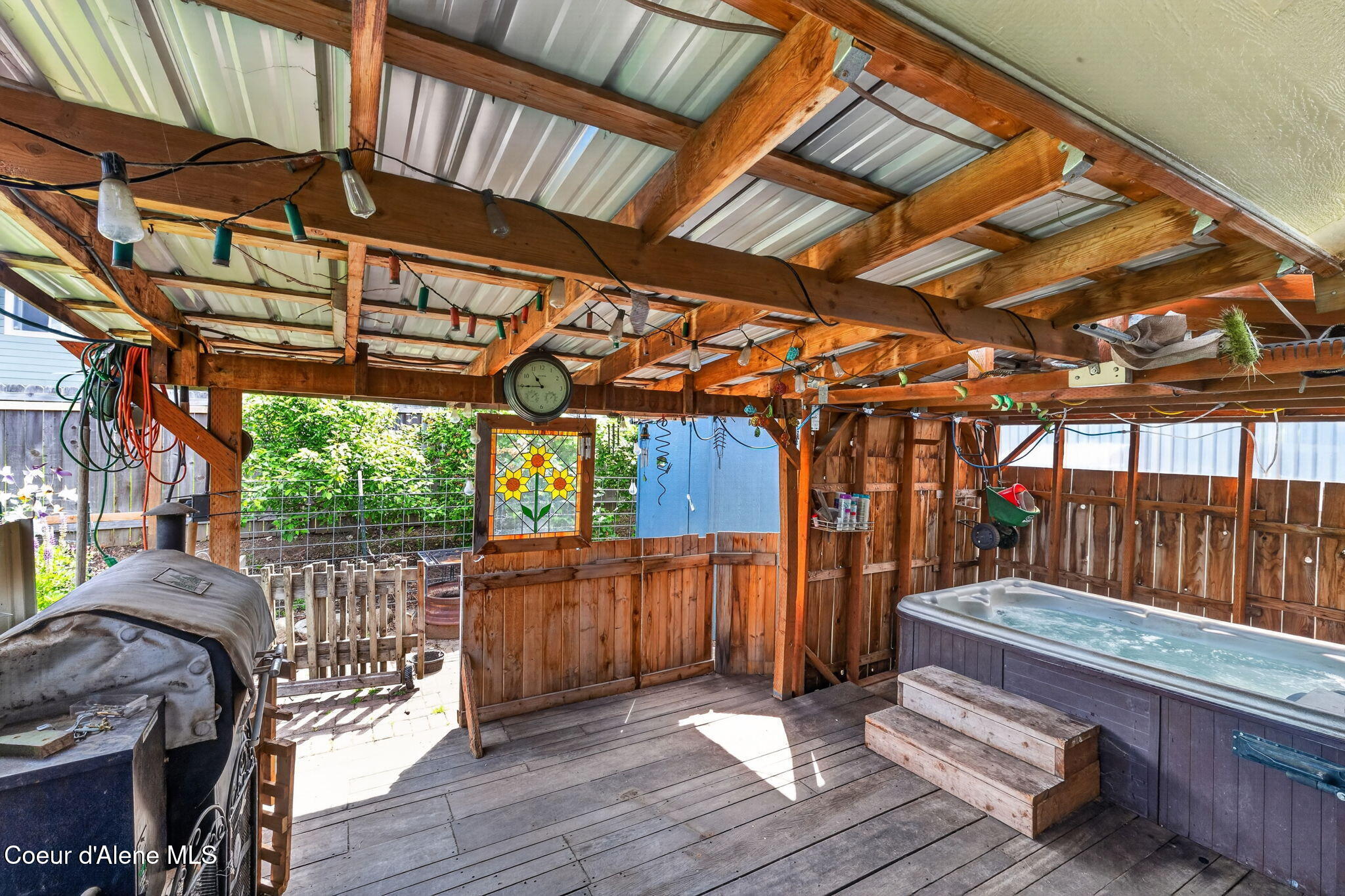 701 South Pleasant View Road Post Falls, ID 83854 - Photo 24 of 30 Covered back deck