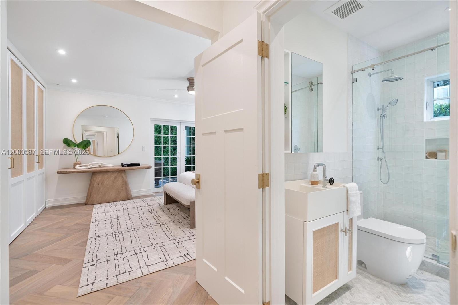 909 Roderigo Avenue Coral Gables, FL 33134 - Photo 22 of 34 Photo 22