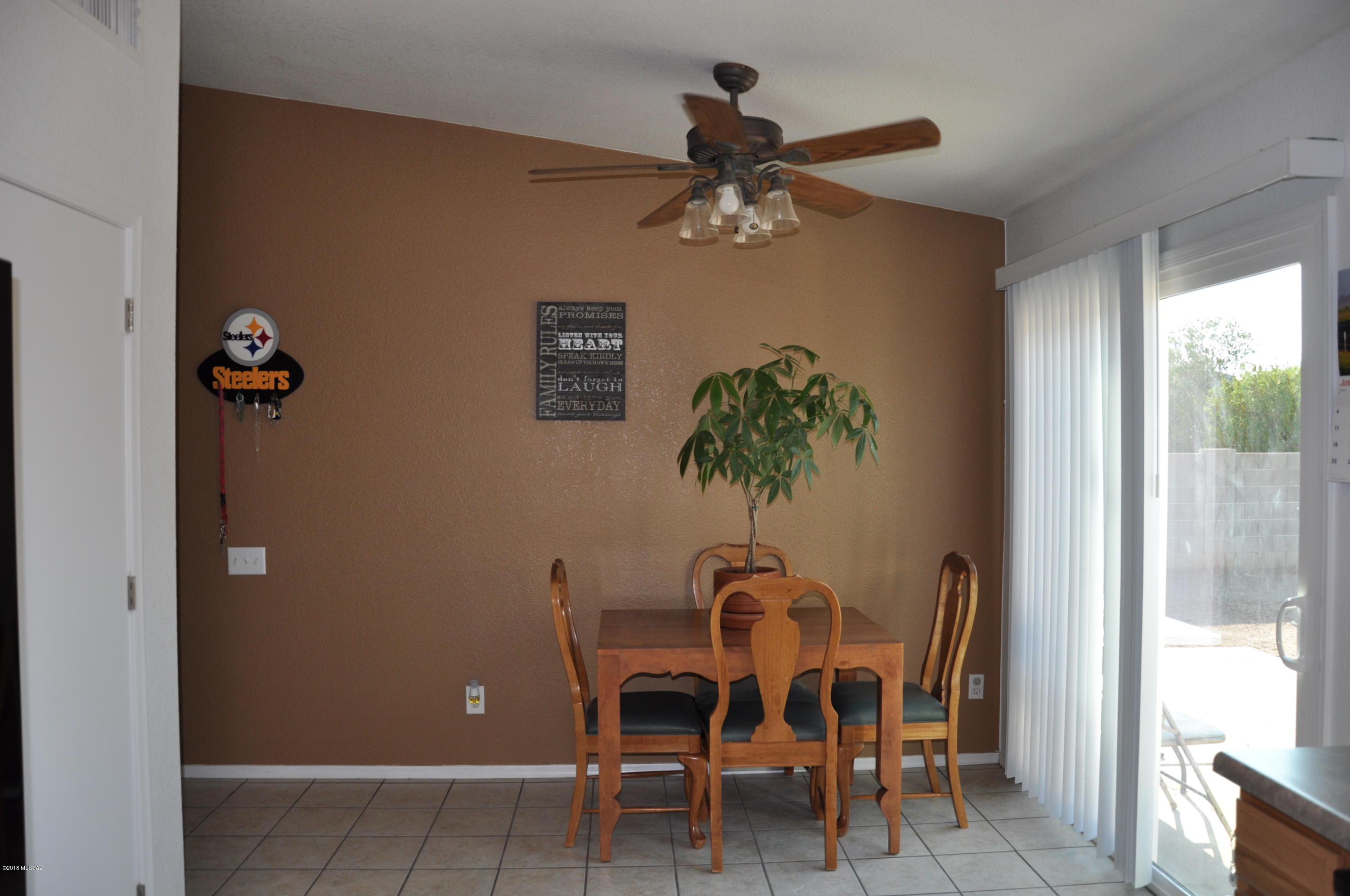7764 West Rising Moon Way Tucson, AZ 85743 - Photo 6 of 22 Gallery Image 6