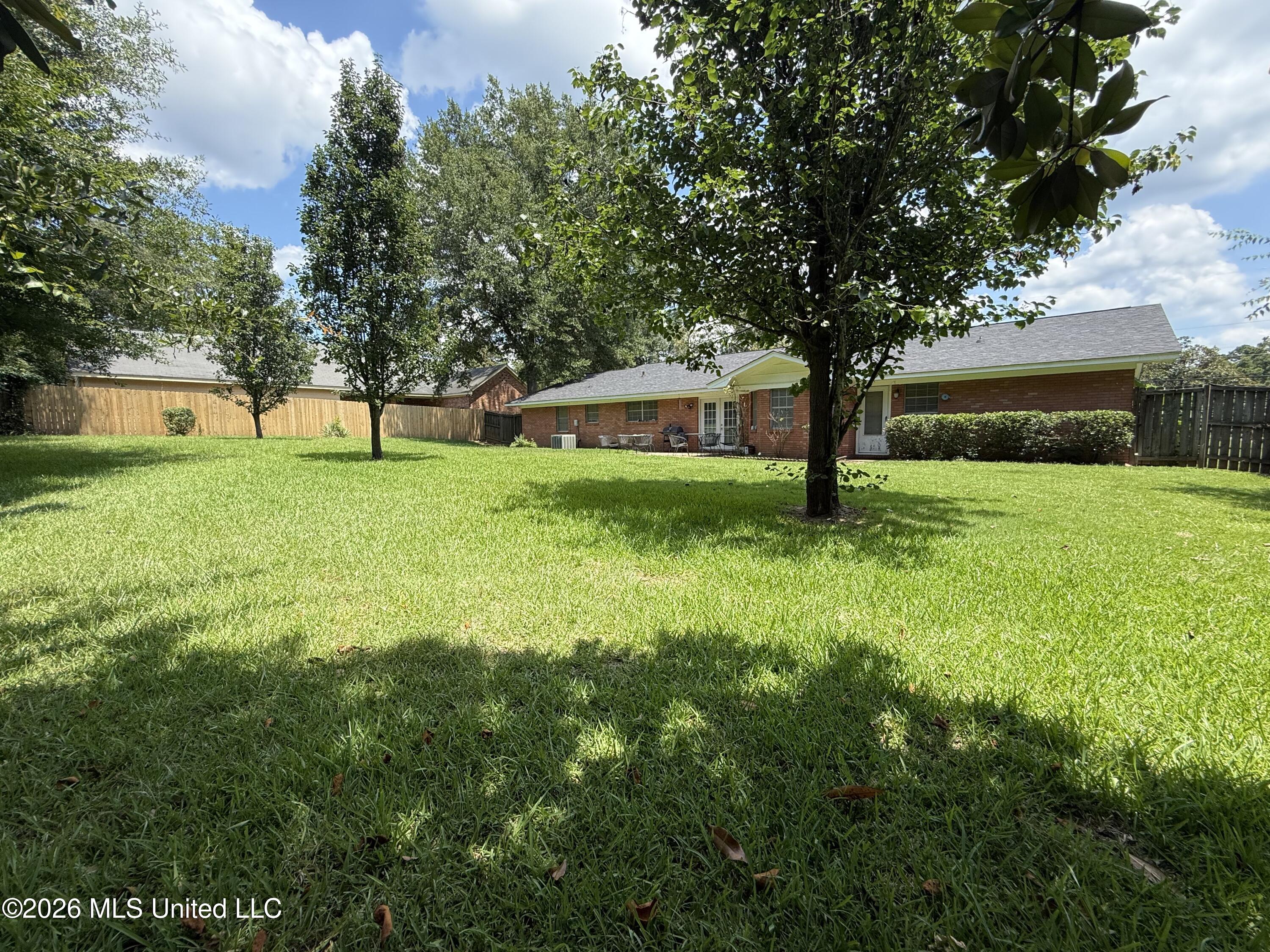 1842 Lake Trace Drive Jackson, MS 39211 - Photo 30 of 32 IMG_9879