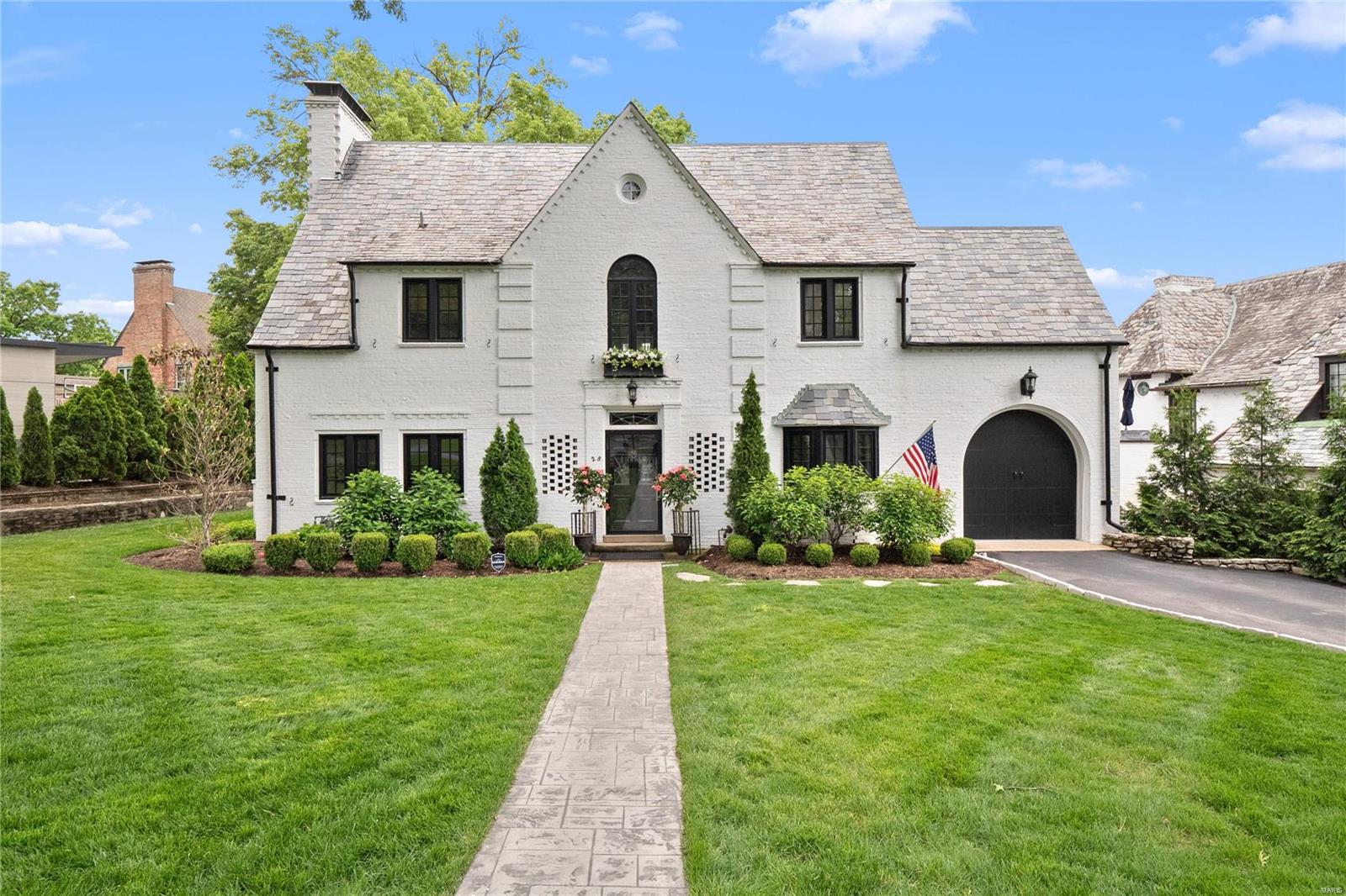 28 Ridgetop Drive St. Louis, MO 63117 - Photo 1 of 37 Gallery Image 1