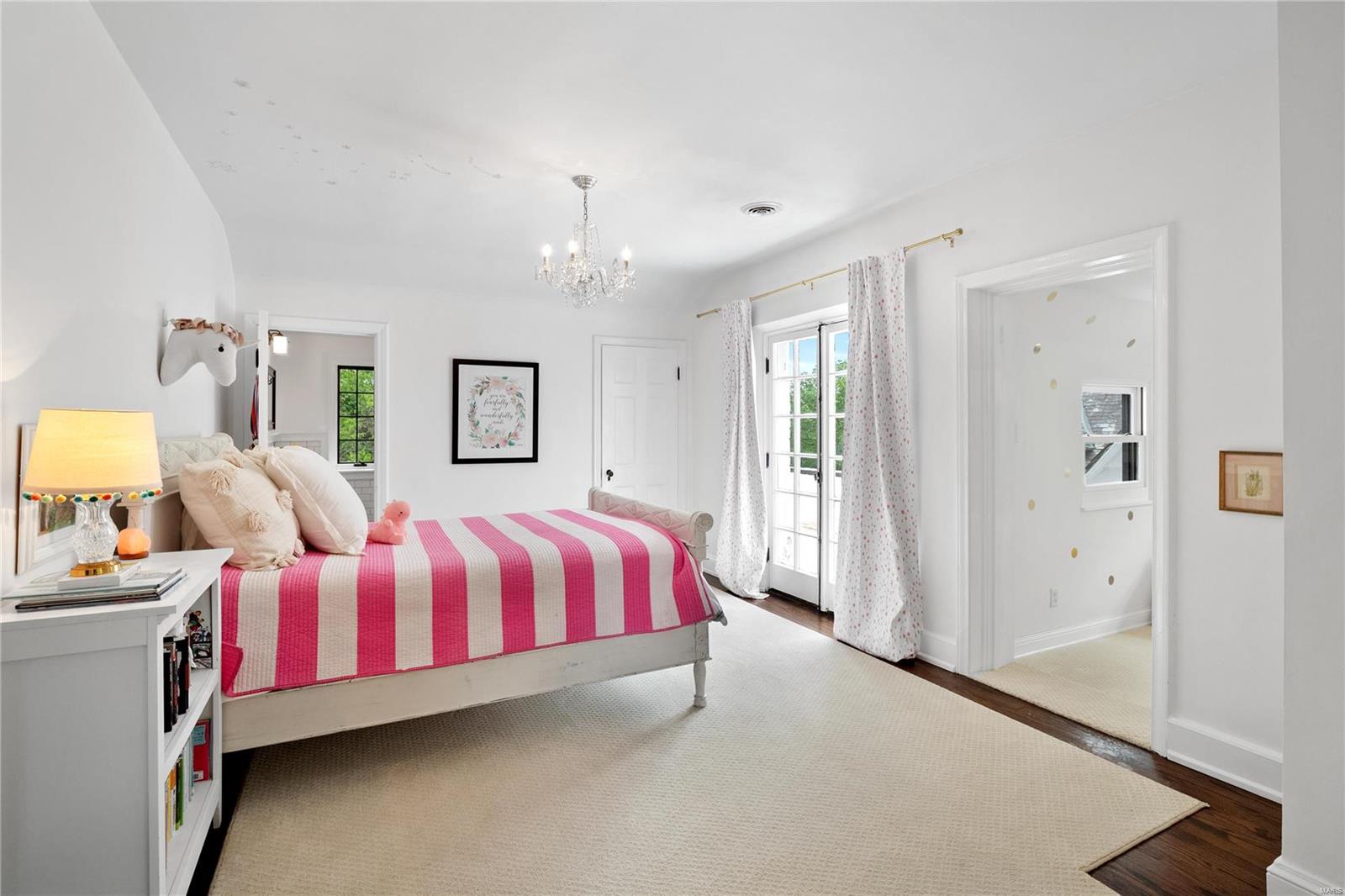 28 Ridgetop Drive St. Louis, MO 63117 - Photo 27 of 37 Gallery Image 27