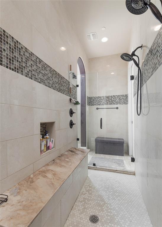 835 Bentwater Lucas, TX 75002 - Photo 15 of 40 a bathroom with a bathtub and shower