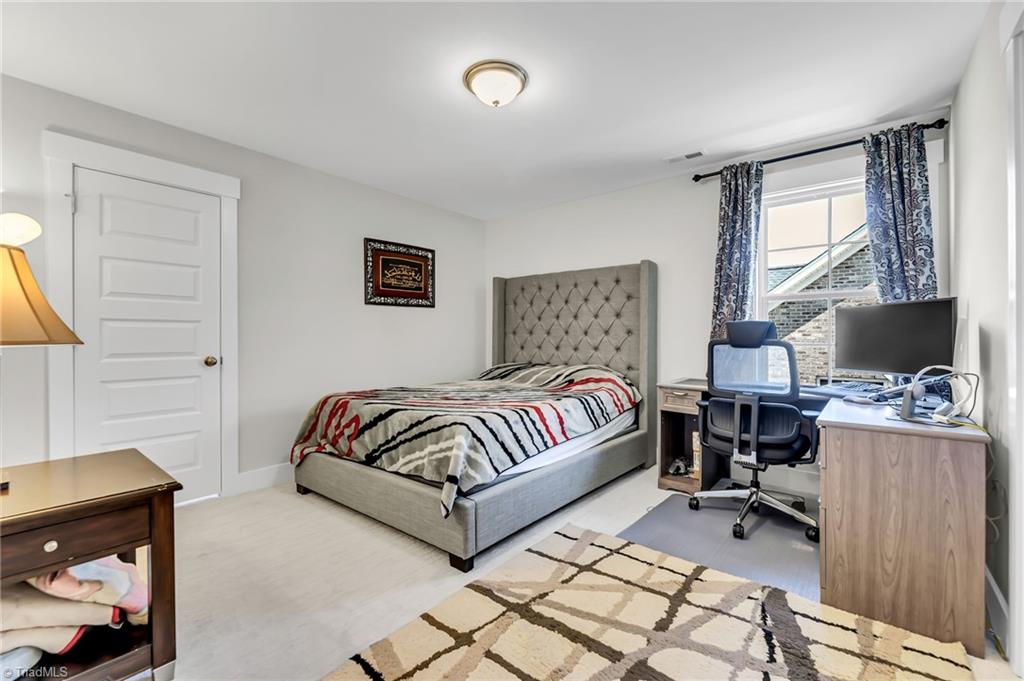 6229 Kershaw Mdws Road Pfafftown, NC 27040 - Photo 33 of 43