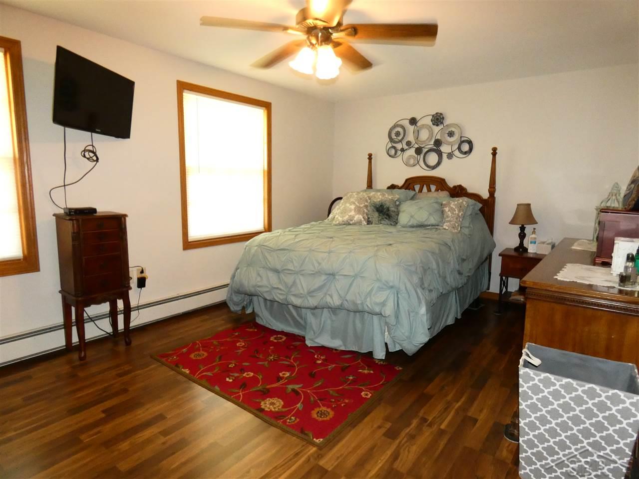 9761 West Fairgrove Road Reese, MI 48757 - Photo 10 of 26 31389643-9.JPG