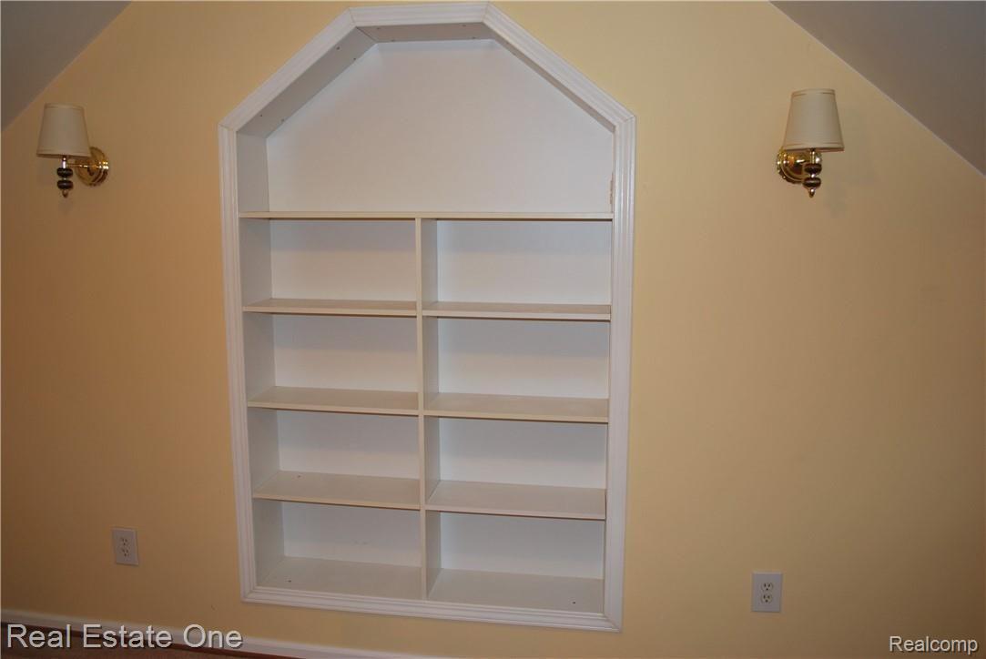 216 North Gulley Road Dearborn, MI 48128 - Photo 34 of 64 Custom Built in Book Shelf