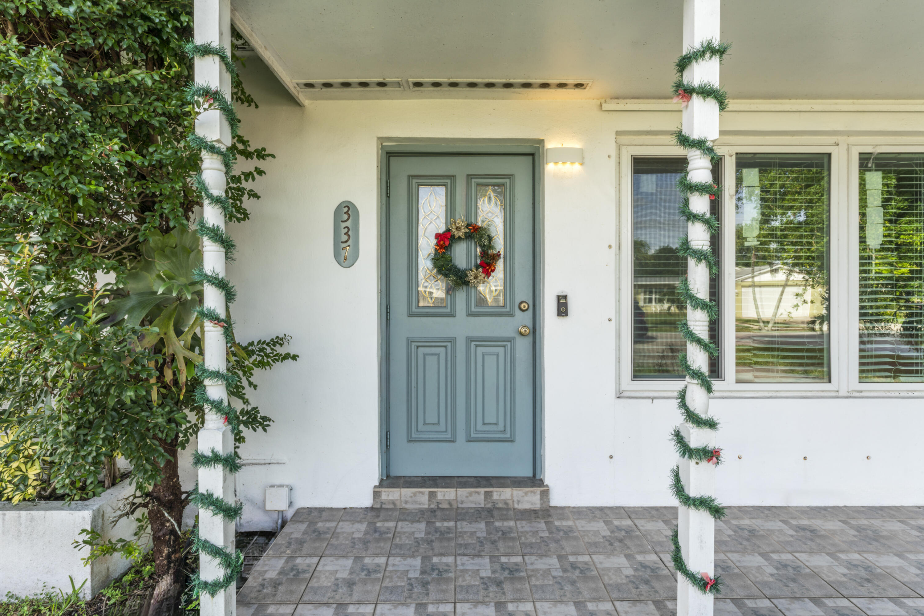 337 East Lake Road Palm Springs, FL 33461 - Photo 26 of 26 a front view of a house