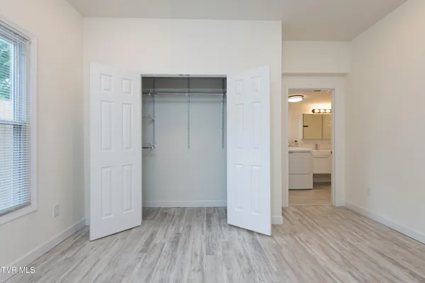 $325,000 | 1008 Earnest Street, Johnson City, TN 37604