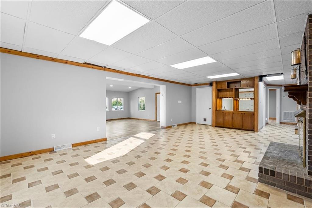 5610 Fleming Terrace Road Greensboro, NC 27410 - Photo 26 of 50