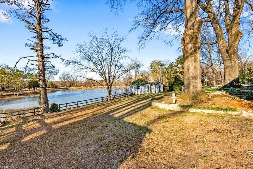 5610 Fleming Terrace Road Greensboro, NC 27410 - Photo 35 of 50