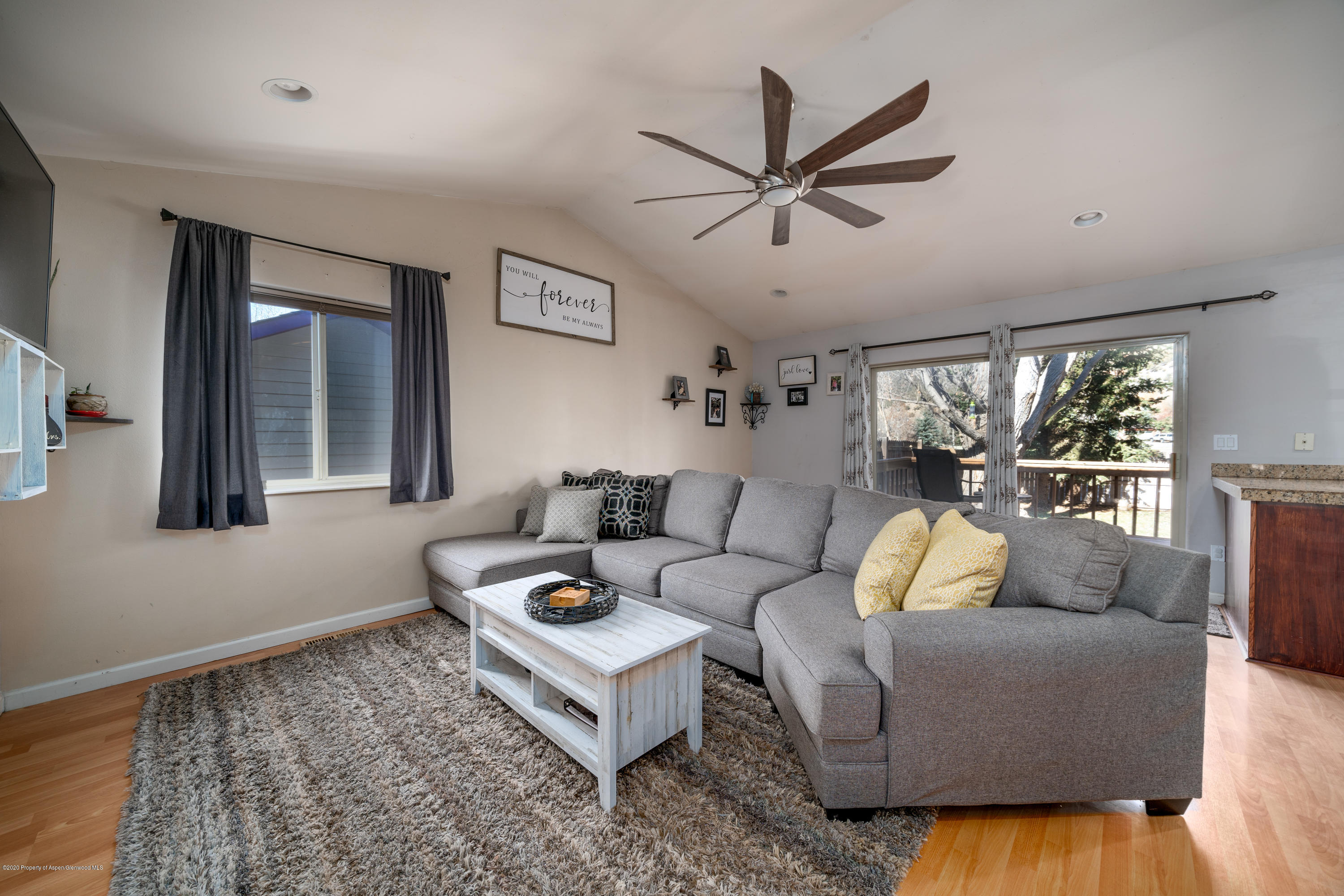 347 Buckthorn Road New Castle, CO 81647 - Photo 8 of 23 347 Buckhorn Dr_MLS-11
