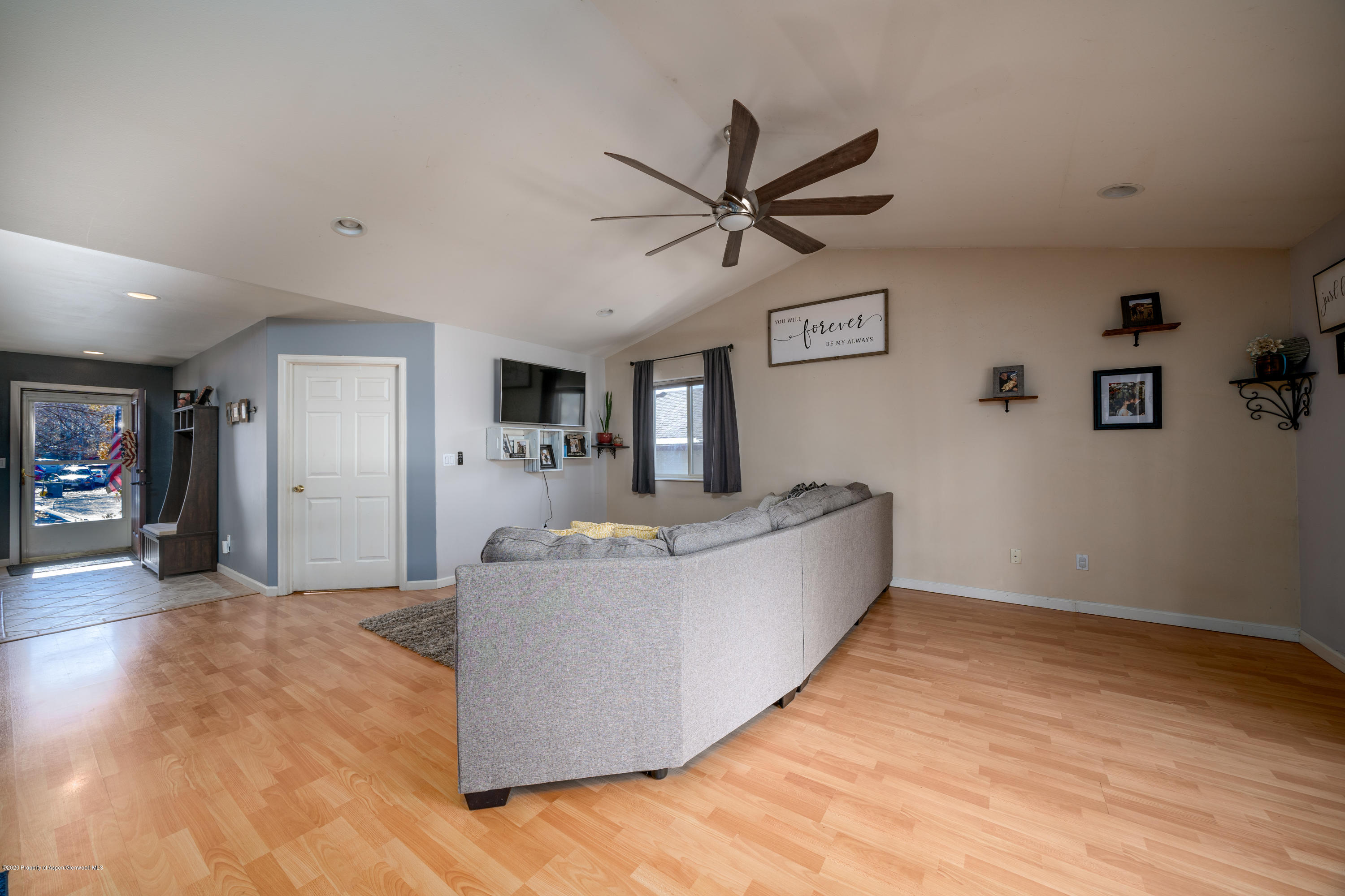 347 Buckthorn Road New Castle, CO 81647 - Photo 9 of 23 347 Buckhorn Dr_MLS-12