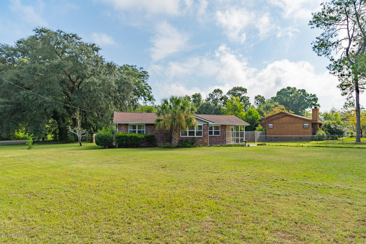 2809 State Rd S-7-423 Beaufort, SC 29902 - Photo 22 of 31 Front 4