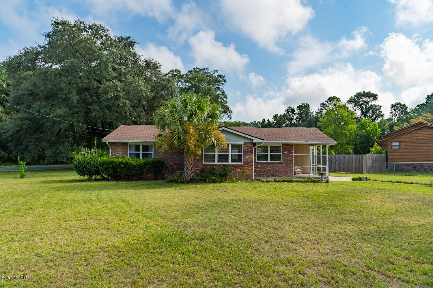 2809 State Rd S-7-423 Beaufort, SC 29902 - Photo 23 of 31 Front 3