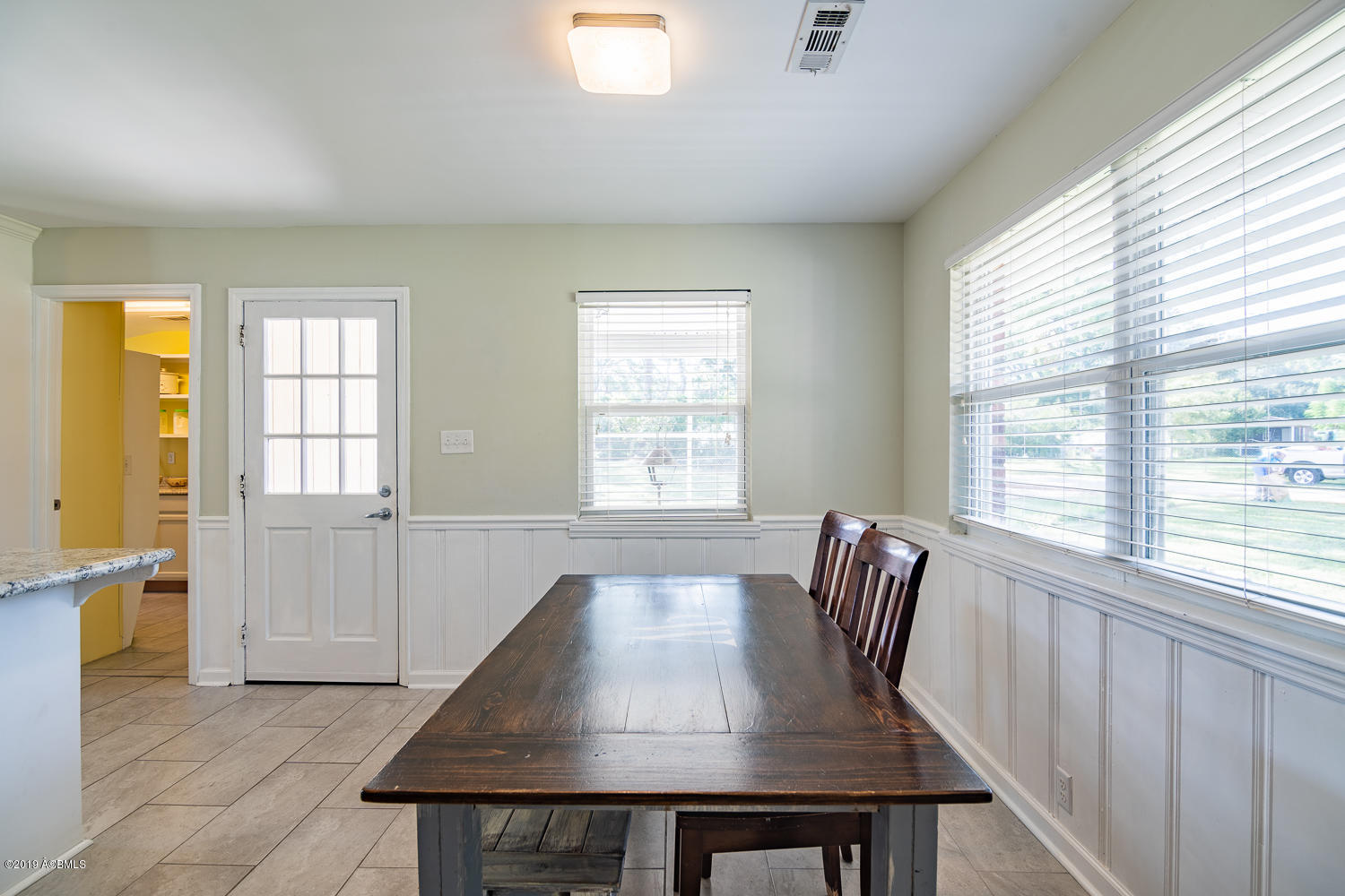 2809 State Rd S-7-423 Beaufort, SC 29902 - Photo 3 of 31 Dining Room 1.1
