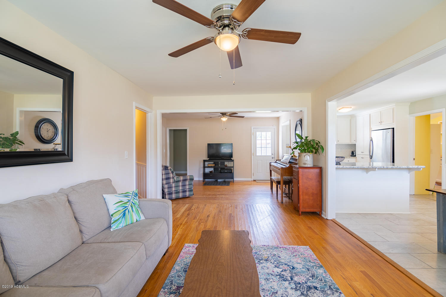 2809 State Rd S-7-423 Beaufort, SC 29902 - Photo 4 of 31 Living Space 1.3