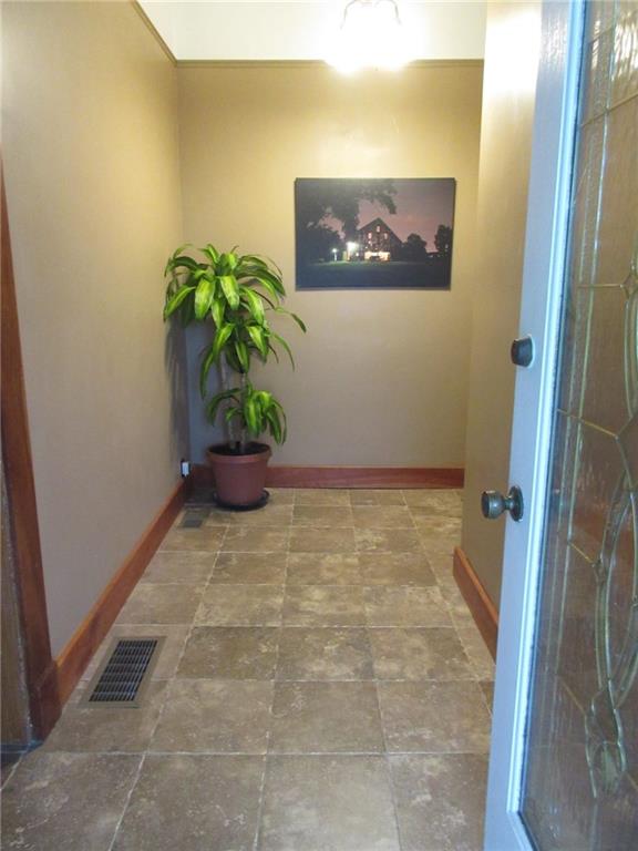 2458 South Post Road Indianapolis, IN 46239 - Photo 5 of 38 Gallery Image 5