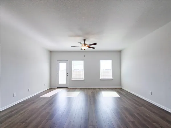 $2,699 | 136 Holmby Drive, Hutto, TX 78634