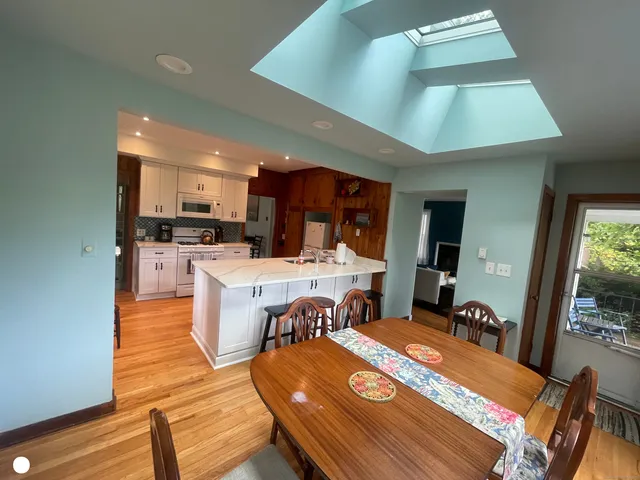 $3,000 | 130 Huntington Street, Shelton, CT 06484